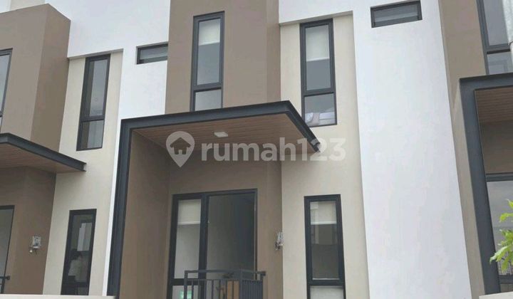 [Bebas Banjir] Rumah Kemang Pratama 2 Lantai, Bekasi Selatan