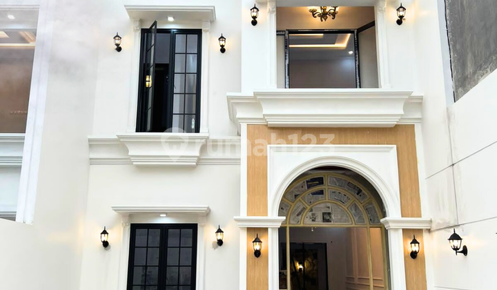 [Flood-Free] Brand New Modern House in Kebagusan, South Jakarta