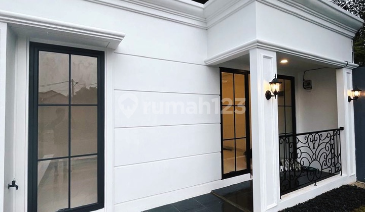 Rumah American Classic (Dkt Tol Grand Wisata) Bekasi Timur