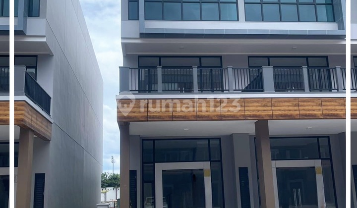 [Sewa] Ruko Crystal Baru (Posisi Hoek) Summarecon Bekasi