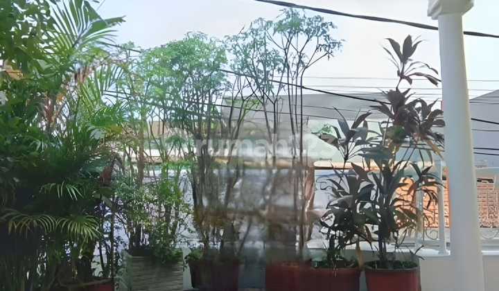 [Hook] House in Depdagri Complex, Pondok Kelapa, Duren Sawit, Jakarta 2