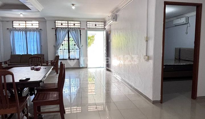 Dijual Rumah Sukajadi Batam Center Bangunan 2 Lantai. 