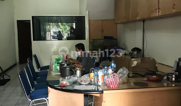 Dijual Ruko 3 lantai Murah, Cocok untuk kost, dekat jalan Biak, Roxy, Cideng, Jakarta Pusat, tusuk sate