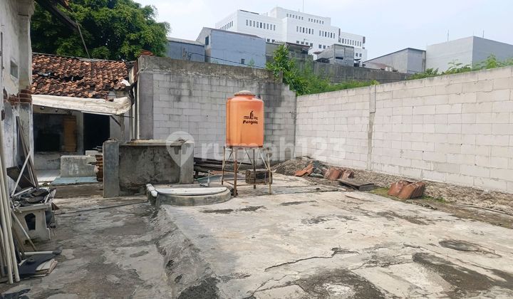 Dijual Cepat dan Murah Tanah + Bangunan Tua, Hitung Tanah Saja, Lokasi Strategis di Pusat Kota, Siap Bangun, Harga Dibawah Pasar, bisa untuk Gudang atau Usaha Dijual Cepat dan Murah Tanah + Bangunan Tua, Hitung Tanah Saja, Lokasi Strategis di Pusat Kota, Siap Bangun, Harga Dibawah Pasar, bisa untuk Gudang atau Usaha