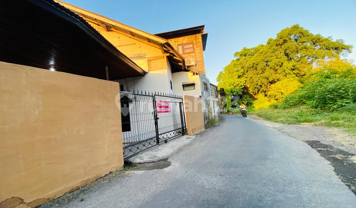 Rumah Di Area Pulau Moyo Dekat Pusat Perbelanjaan. 1