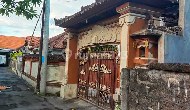 Rumah Di Area Biaung Kesiman Dekat Pusat Perbelanjaan