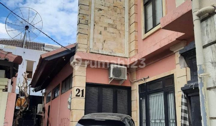 For Sale Office Building can be used as a 2nd floor warehouse in Renon.