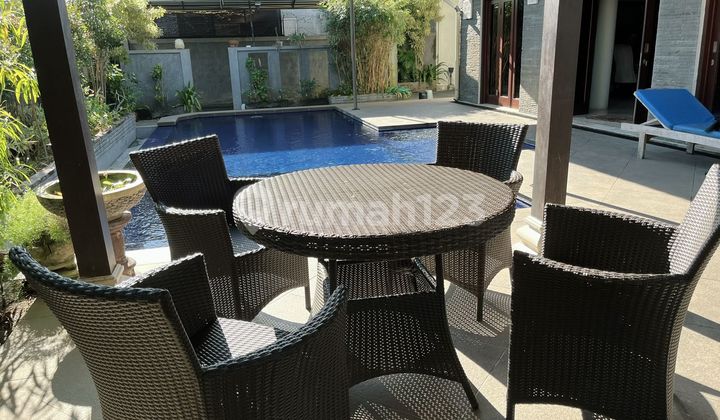 Villa for Sale in Puri Gading 2