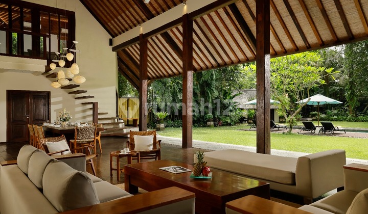 Villa Jual Lokasi Kerobokan 2