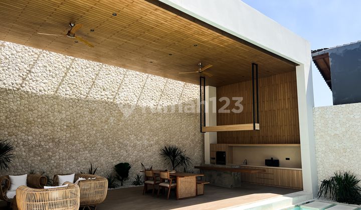 Villa Jual Lokasi Berawa 2