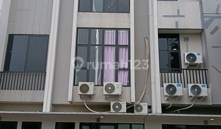 For Sale 3-Story Shop House In Lavon Swancity In Pasar Kemis Tangerang