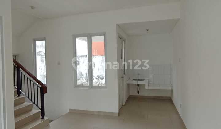 Dijual Rumah Dua Lantai di Cluster Bellefleur Citra Raya 2