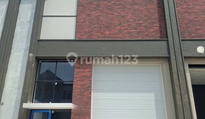Hot!! New Warehouse for Sale at Bizzpark Pik2 Near Toll Road, Flood-Free Industrial Complex, Ready to Occupy