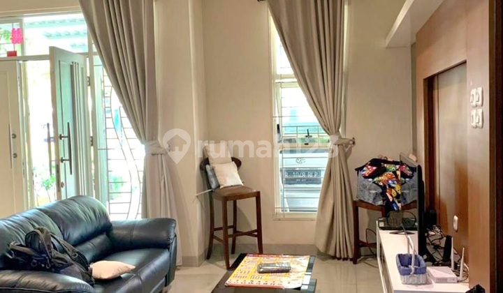 Hot Sale Golf Lake Residence (Sdh Renovasi Bagus) Jakarta Barat- Bebas Banjir