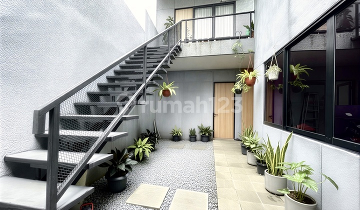 Dijual Rumah Cantik dan Siap Huni di Jalan Musyawarah Bintaro 2