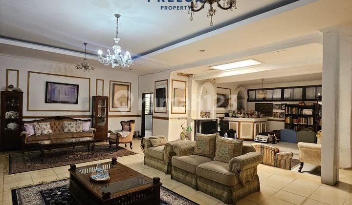 Asri & Spacious 1-Story House for Rent 2