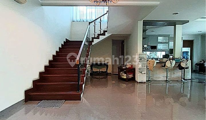 Luxury House Attractive Price In Lebak Bulus 2
