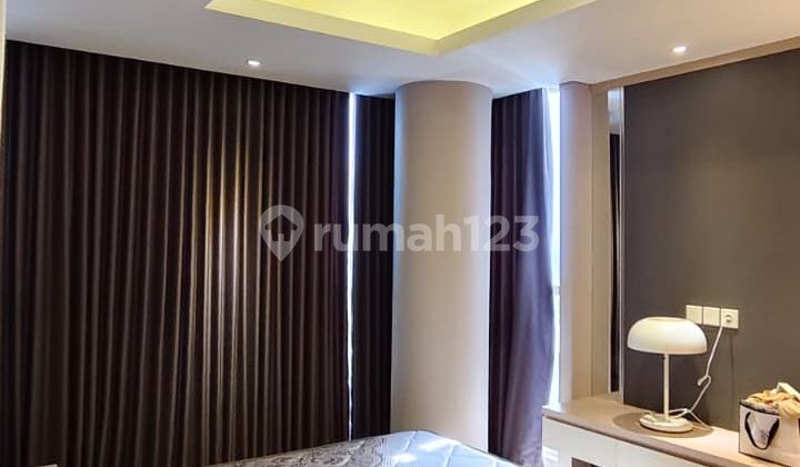 Apartment Gold Coast 2 Bedrooms Full Furnished Interior Bagus
