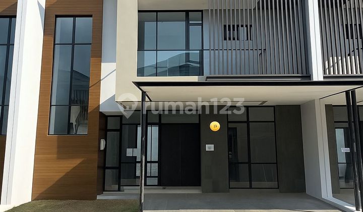 Disewa Rumah Brand New Smart Door Lock 10x20 Bagus 4+1 Kamar