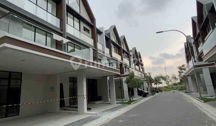 Rumah Osaka Residence Brand New Luas 8X10 3 Lantai