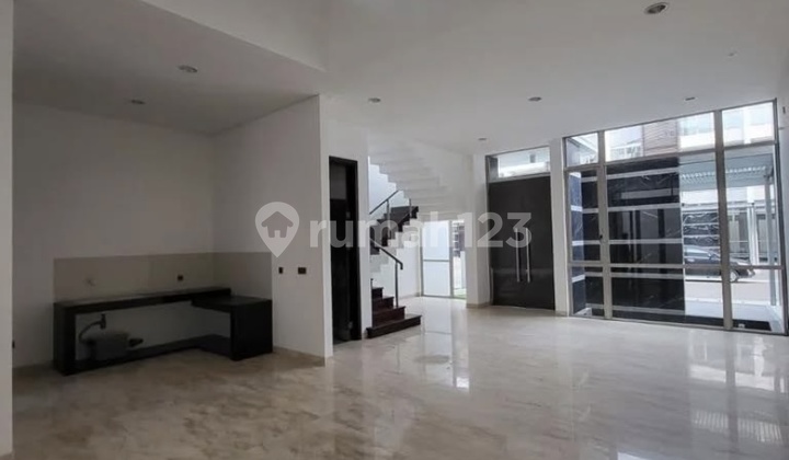 Dijual Rumah Chopin 8x25 Bagus 3 Lantai Di Golf Island 1