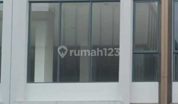 For Rent: Maggiore Gading Serpong 3-Storey Shop House, Prime Location, Bustling Area 2