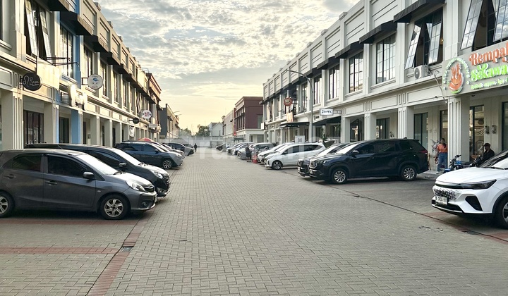 For Rent Madison Shop House Gading Serpong 2 Floors Cheap Next to Soto Ebet 2