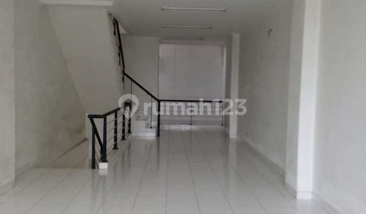 For Rent, Ready-to-Use Shop House in Inter Kota Duri Kosambi 2
