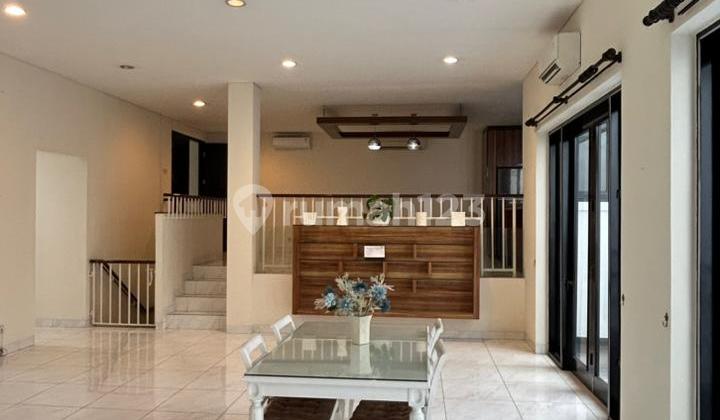 For Rent Minimalist House Unfurnished Area Senopati South Jakarta 2