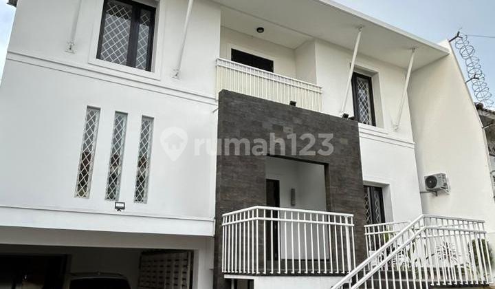 Disewa Rumah Minimalis Unfurnished Area Senopati Jakarta Selatan Disewa Rumah Minimalis Unfurnished Area Senopati Jakarta Selatan