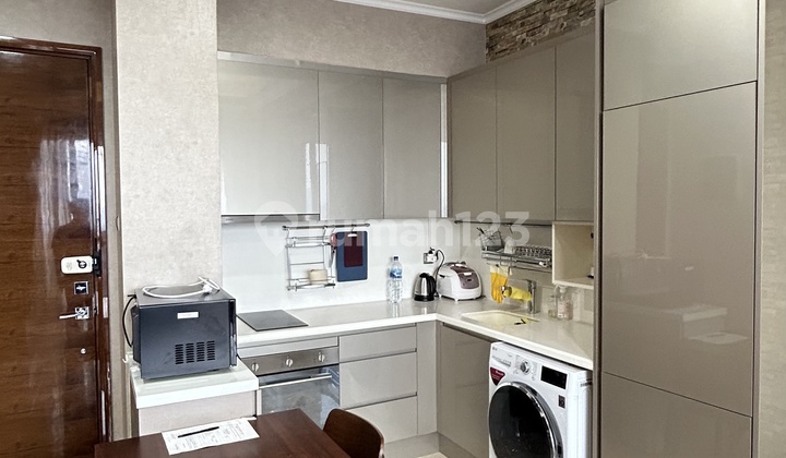 Apartment 1 BR Nice Furnished District 8 Senopati