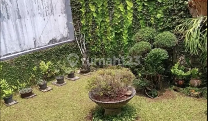 Rumah Siap Huni di Komplek Mewah 2