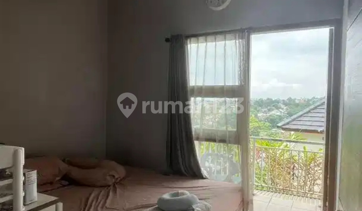 Disewakan Rumah 2 Lantai di Dago 2