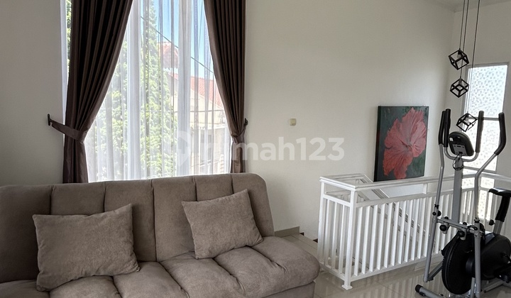 Disewakan Rumah 2 Lantai Fullfurnish
