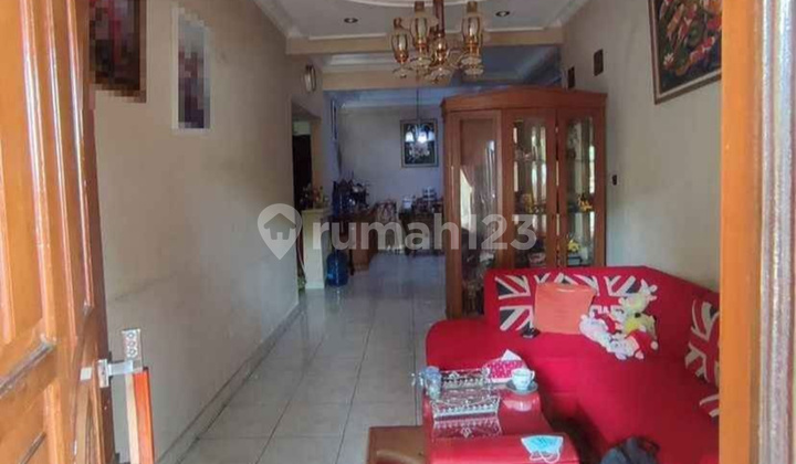 Quick Sale Luxury 2-Story House in Puri Cipageran Indah 1 2