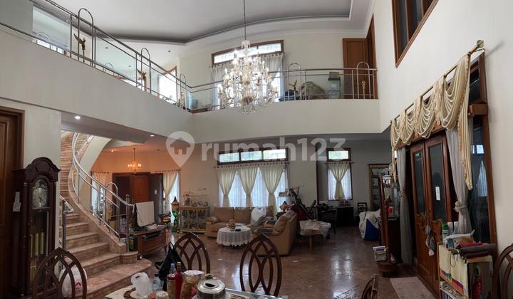 Rumah Mewah di Setra Duta 2