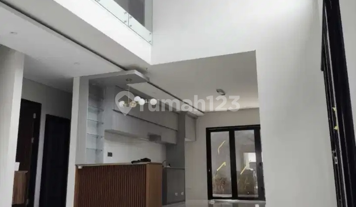 New 2-Story House Ready to Occupy