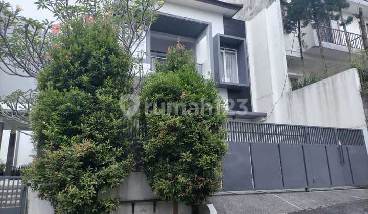 Rumah Bagus Di Mustika Residence Ciwaruga Bandung Semi Furnished Bisa Nego Sampai Jadi 