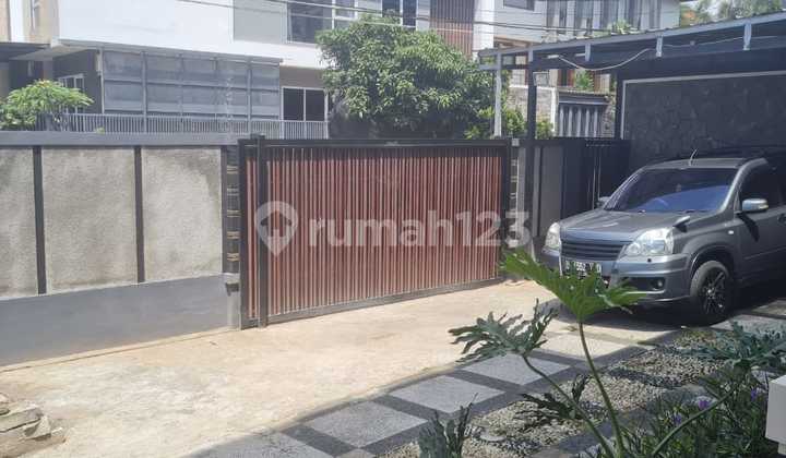Luxurious 2-Story House in Pondok Hijau Indah Complex, Bandung 1