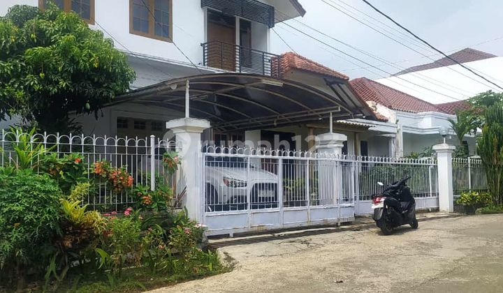 Rumah 2 Lantai Bagus Nyaman Di Gegerkalong Bandung Utara SHM