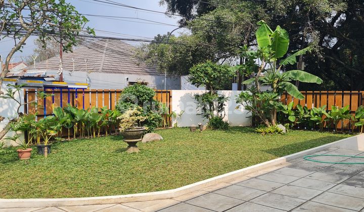 Rumah Bagus Modern Scandinavian Posisi Hook Ada Kolam Renang di Gegerkalong Bandung Strategis Full Furnished Harga Masih bisa Nego 2