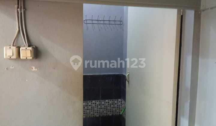 Strategic Shophouse in Gegerkalong, Bandung, Suitable for Culinary Business 2