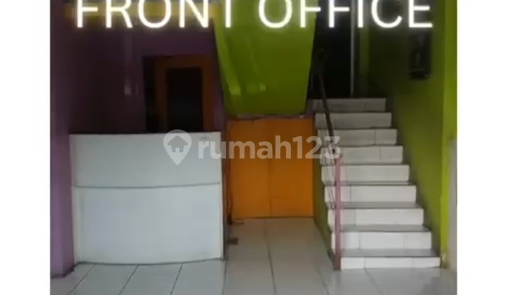 Strategic 3-Story Shophouse in North Bandung, Gegerkalong 2