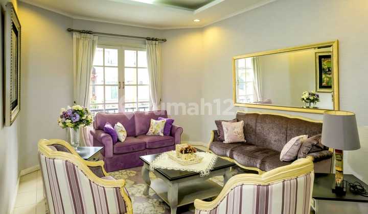 Rumah Mewah Kompleks Alamanda Dago Permai Full Furnished 3 Lantai SHM Bagus 2