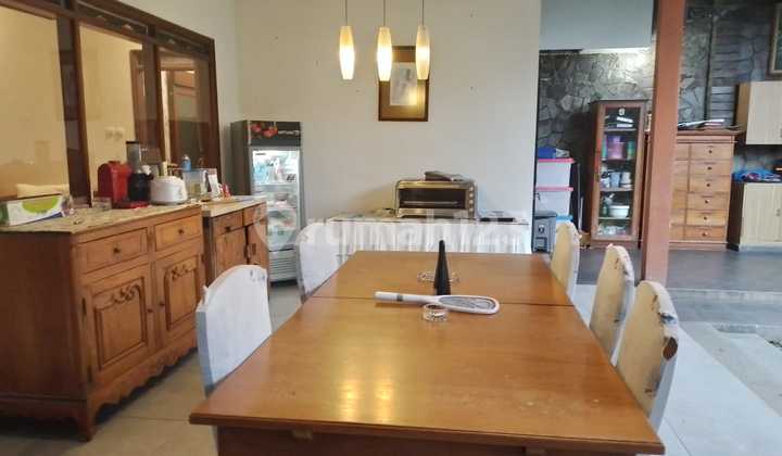 Luxurious 2-Story House in Pondok Hijau Indah Complex, Bandung 2