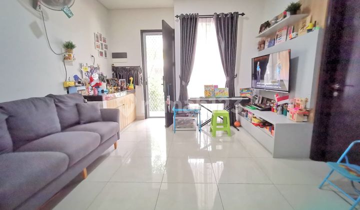 2-Story House + Attic Ready to Live in at Wisteria Metland, Ujung Menteng Cakung, East Jakarta 1