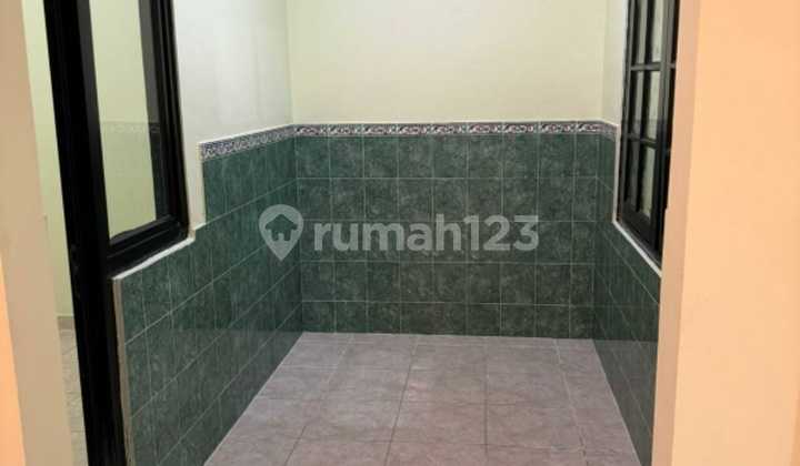 Rumah Cantik Renovasi Baru di Griya Harapan Permai - 3Kt, Carport 2 Mobil, Bebas Banjir! 2