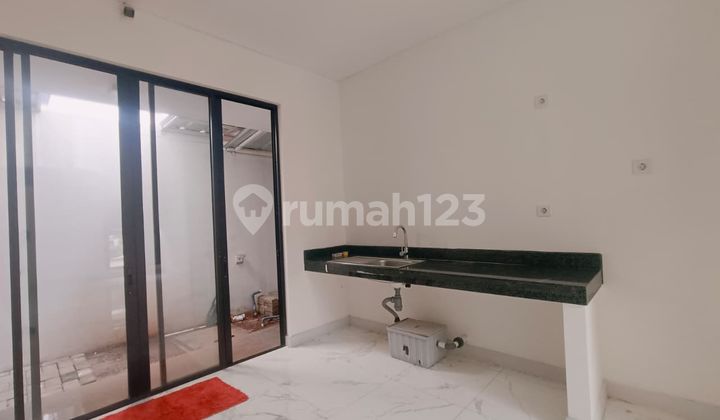 Strategic Ready-to-Occupy House in Semayang Asya Cluster, Cakung, East Jakarta 2
