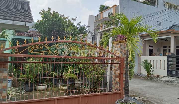 Rumah Hook Modern & Asri, Lokasi Strategis Bekasi