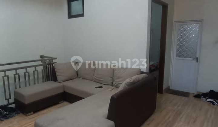 Rumah 3 lantai Bebas Banjir dan Siap Huni di Perumahan Villa Nusa Indah 3, Gunung Putri Bogor 2